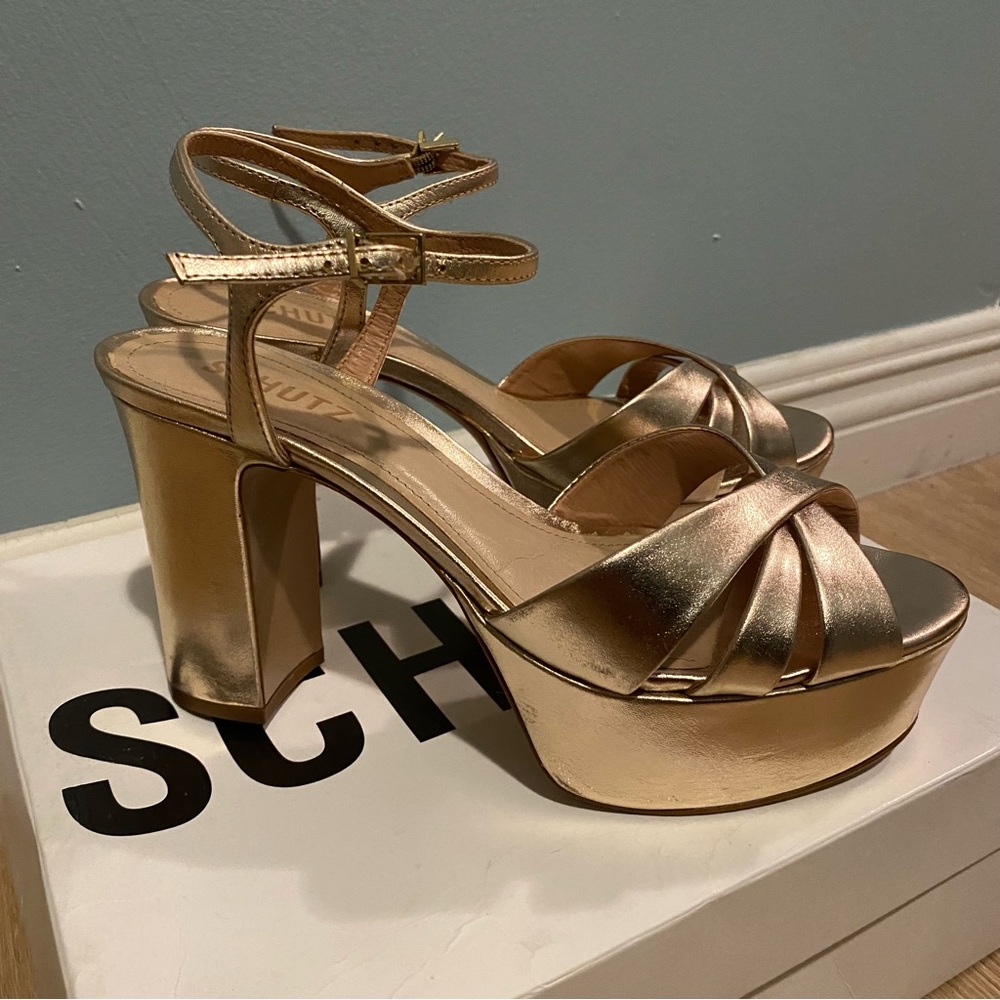 SCHUTZ Gold Platform Sandals with Chunky Heels - Size 8